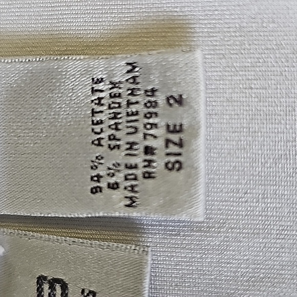 CHICO'S white light weight open cardigan sweater size 2(medium) Trimed in silver - Picture 7 of 7